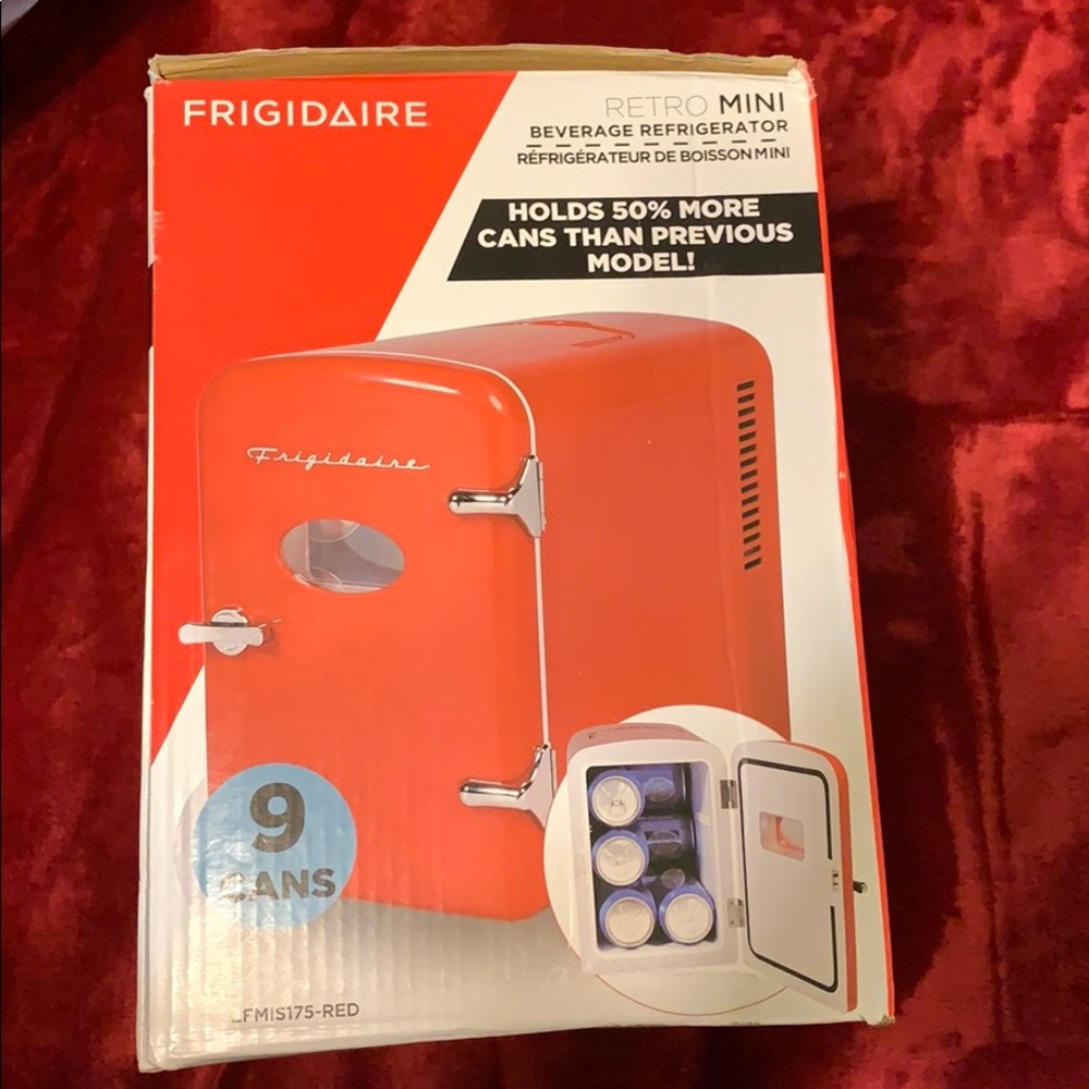 Retro Mini Fridge